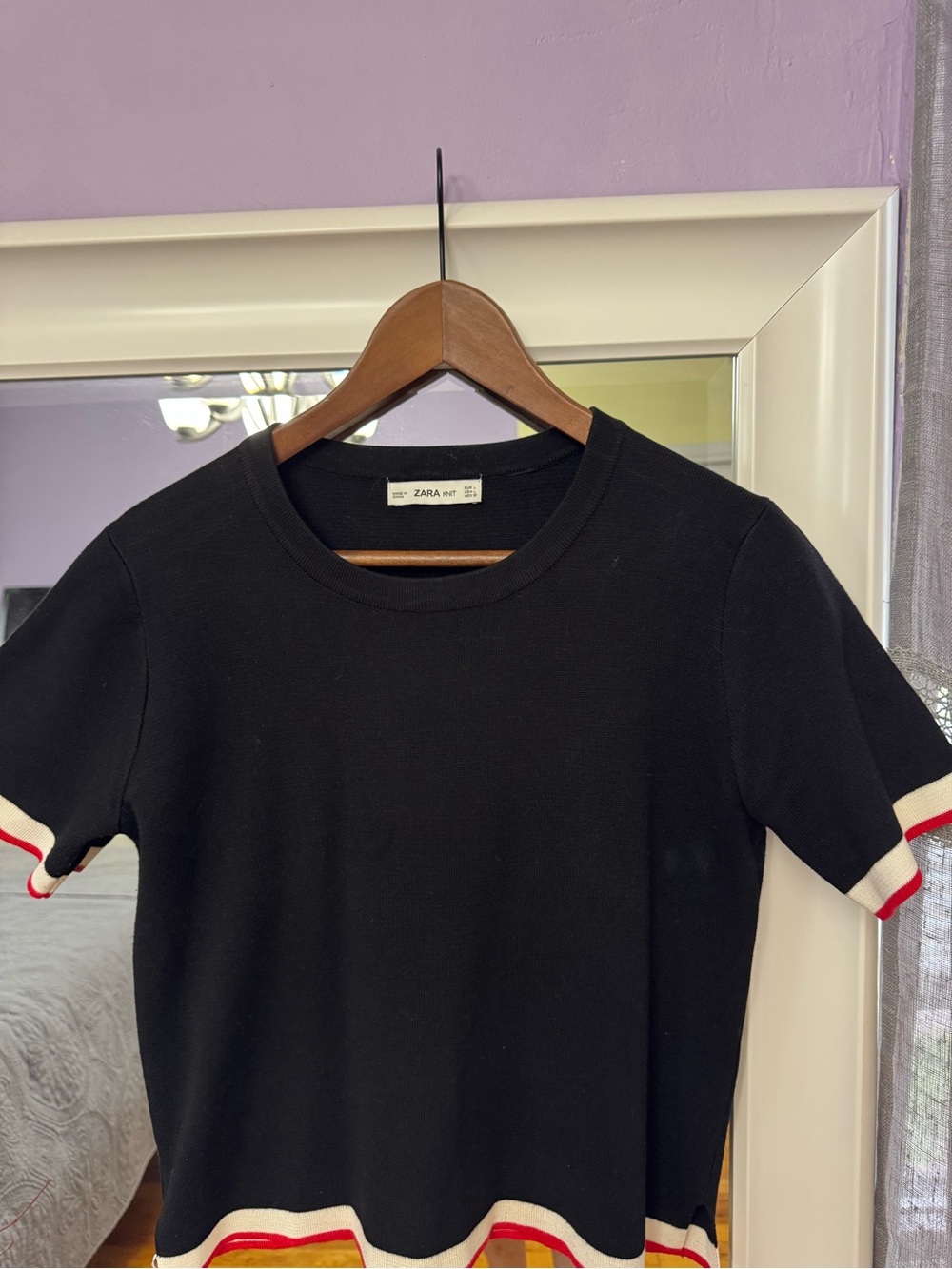 Zara Black Knit Short Sleeve Top with Cream Trim and Red Accent